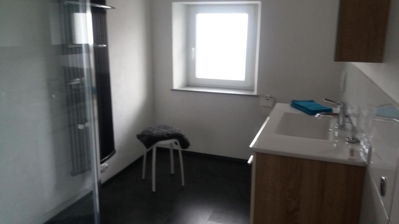 Fam.Singer Lägenhet Garching an Der Alz Exteriör bild